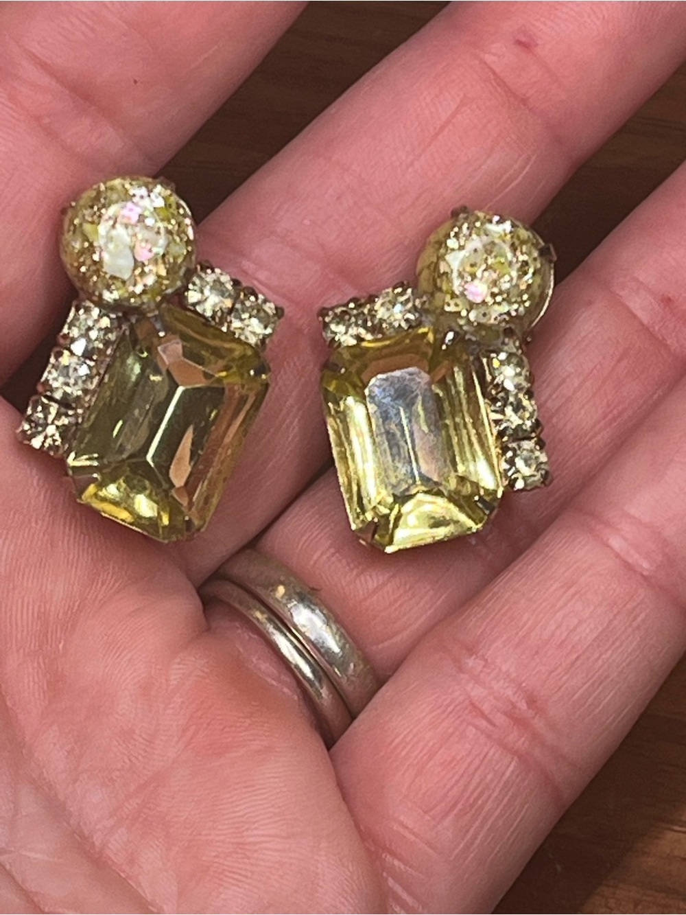50s Vintage Yellow Sugar Glass Cabochon Emerald Cut Rhinestone Clip On Earrings